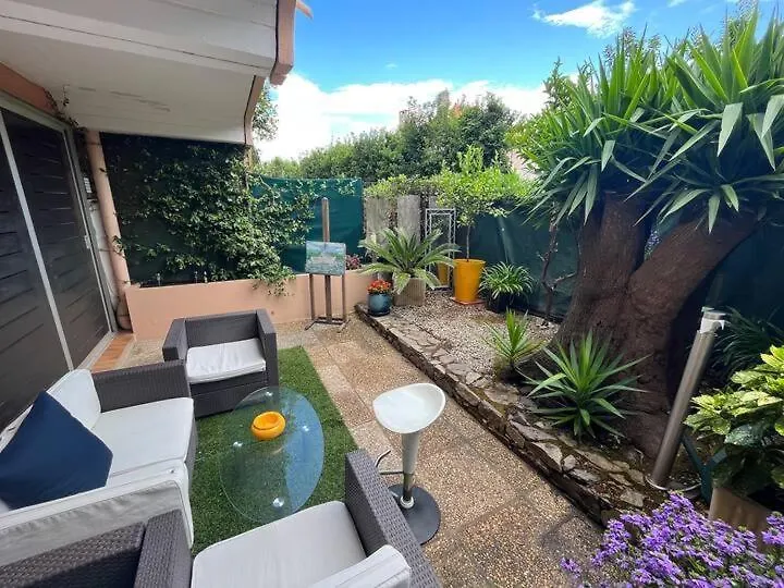 Apartment Appartement Boheme Avec Jardin Prive , Saint-Tropez Centre